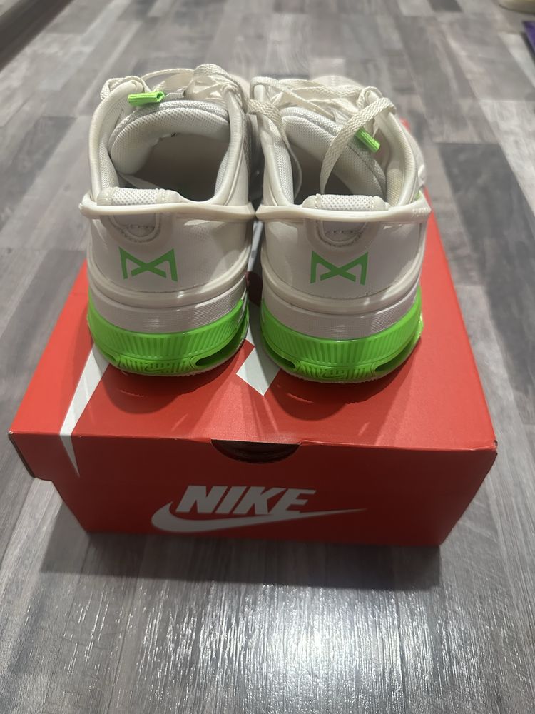 Оригинални маратонки Nike 42.5 номер