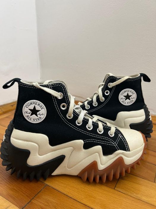 Converse run star motion