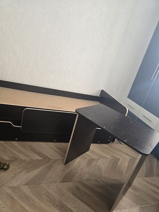 Кровать двухъярусная продаётся