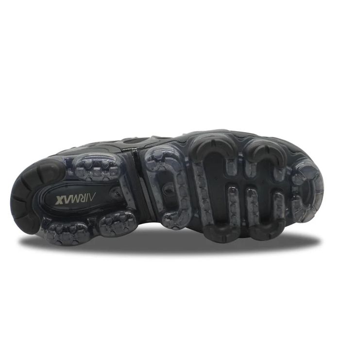 Nike Air VaporMax Plus Black Metallic GOLD- *РАЗПРОДАЖБА*