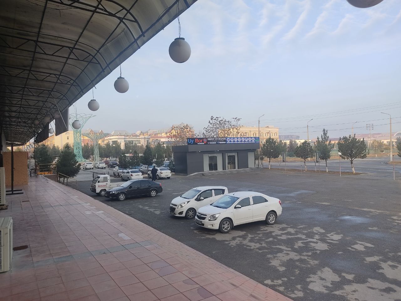Магазин сотилади. Арендаторлари Билан бирга(Тайор бизнес)