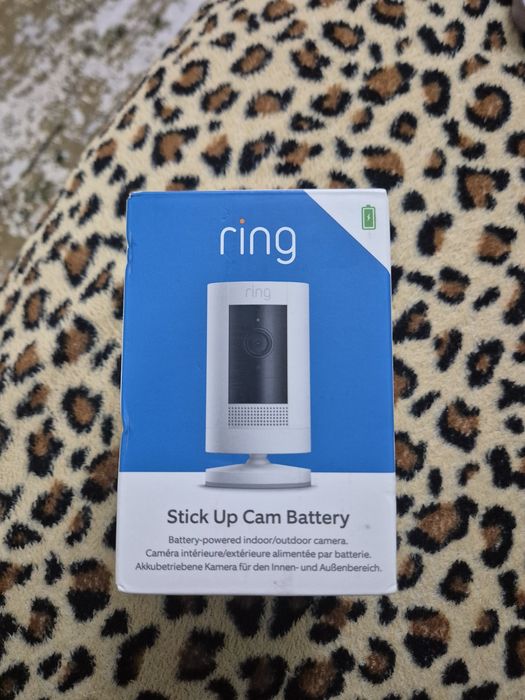 Cameră de supraveghere exterior, Amazon, Ring Stick Up Cam Battery, Wi