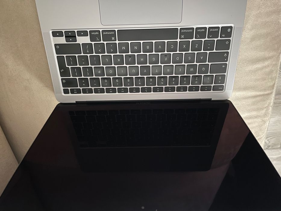 Laptop  Apple MacBook Air 13 M1