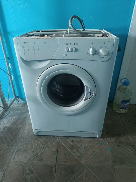 Продам стиральную машинку автомат