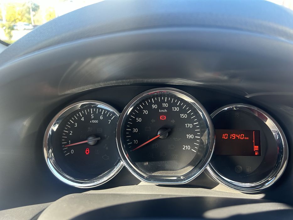 - 101 940 km- ! Logan Benzina+GPL(landirenzo) montat in 2025