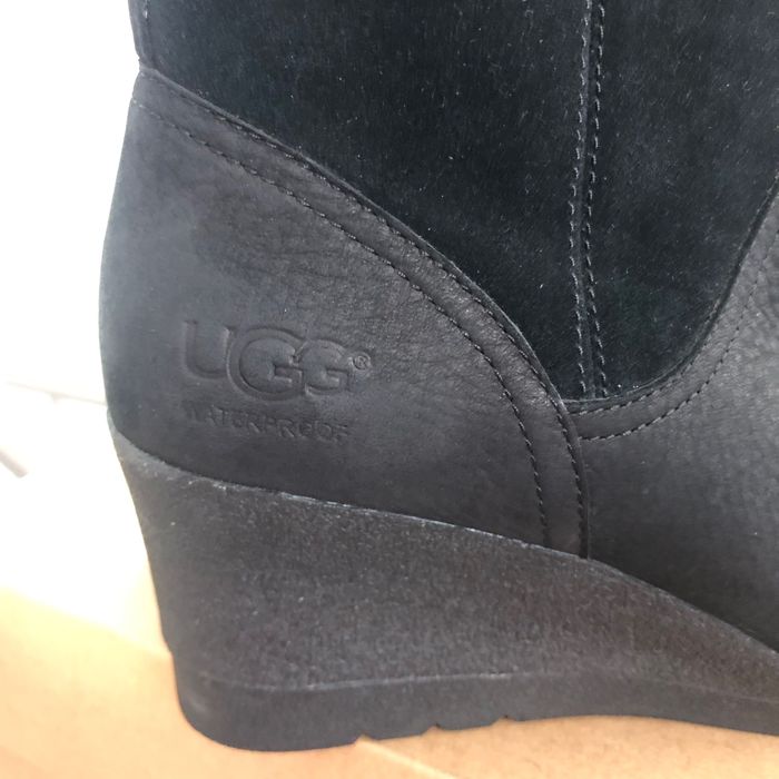 Ugg originale cizme femei piele întoarsă mărime 37 nepurtate