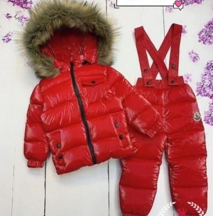 Продам детский зимний комбинезон в идеальном состоянии