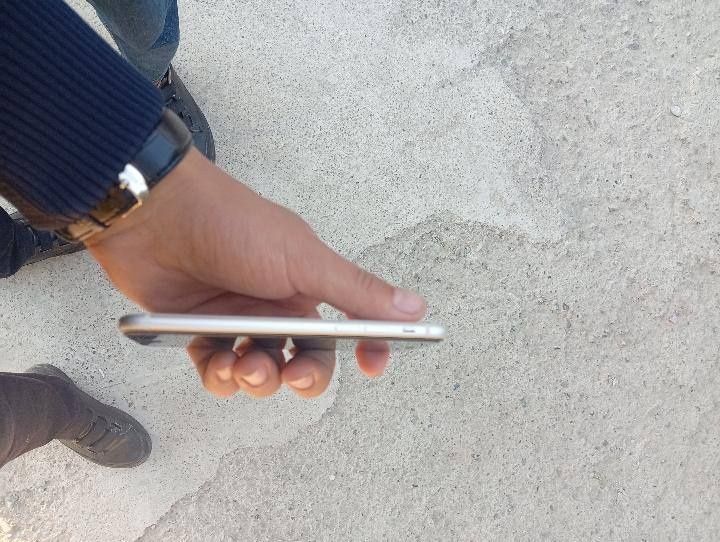 Iphone Se 2022 sotiladi aybi yuq ochilmagan