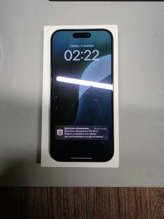 Iphone 15 pro 128 Natural Titanium