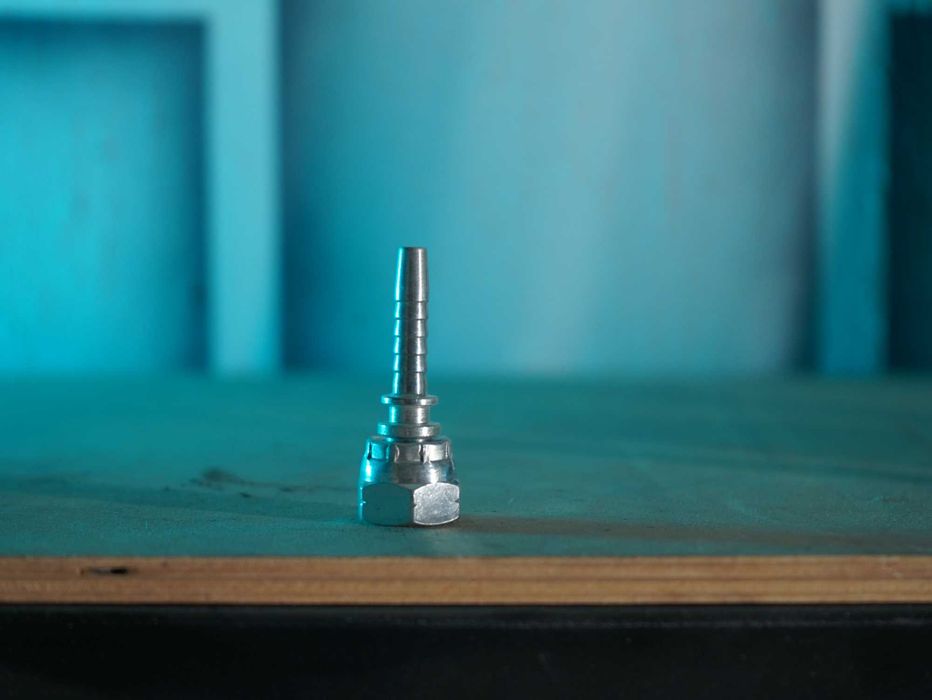 Фитинг для РВД шлангов 1/4 внутренний гайка для DN8ка услуга Прессовка