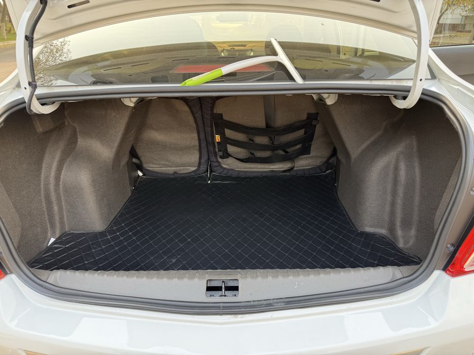 Cobalt LTZ sotiladi, holati ideal