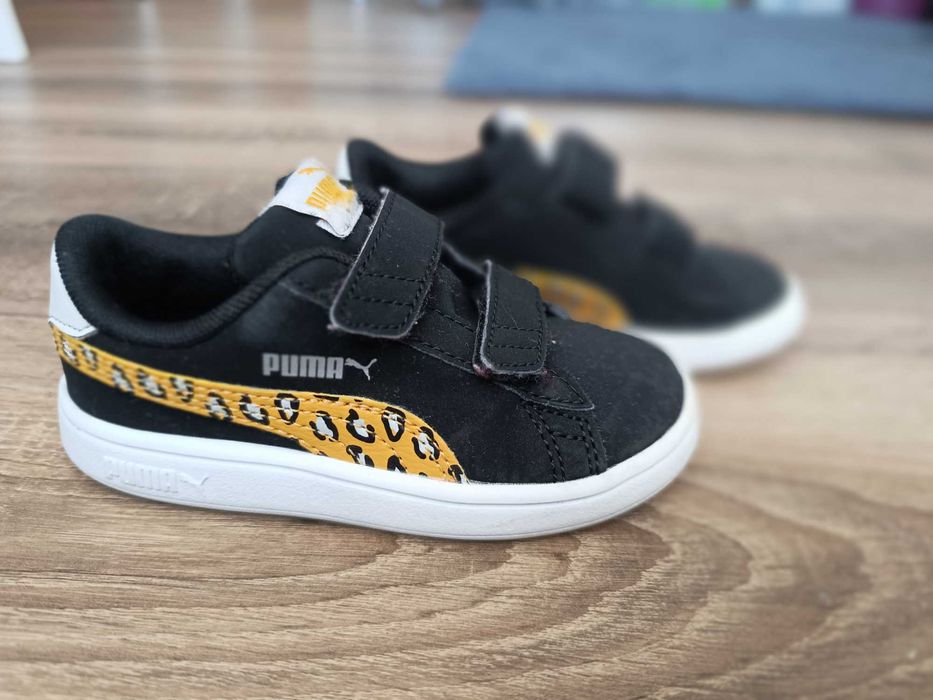 Adidasi / Tenisi PUMA copii, marimea 24