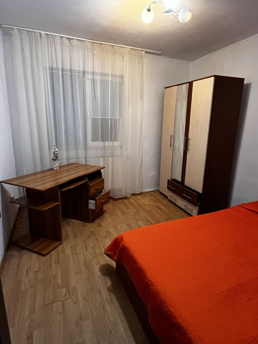 Inchiriez apartament 3 camere Curtea de Arges
