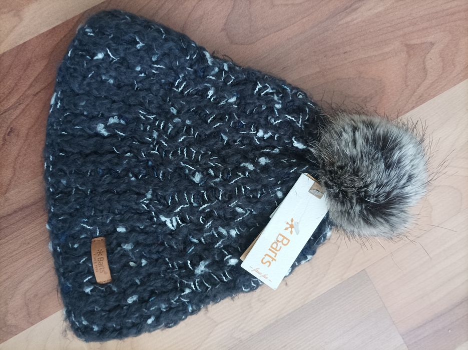 Нови шапки CMP/Barts