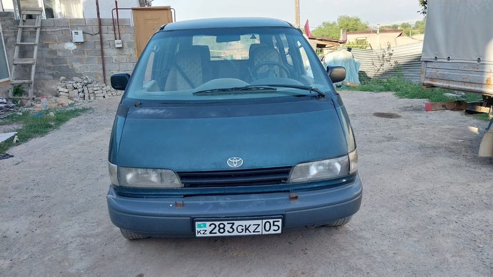 Тайота Превиа нахаду