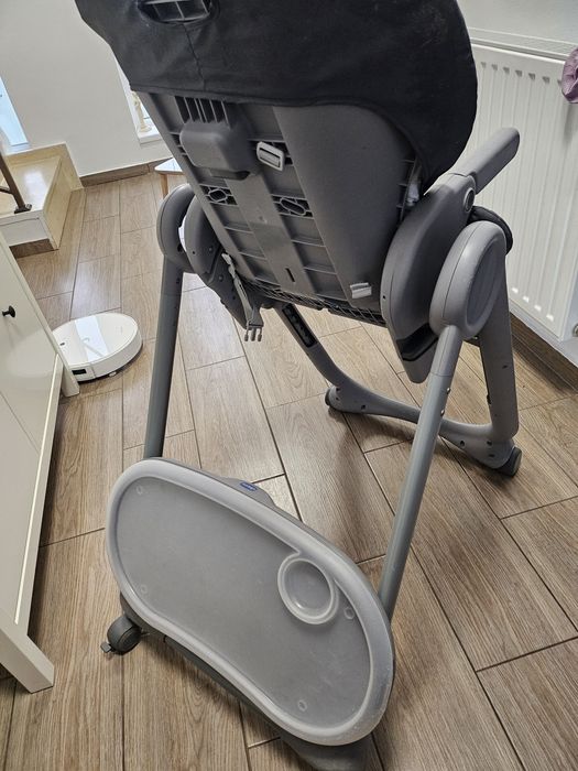 Scaun de masa cu poziție de somn Polly Magic Chico