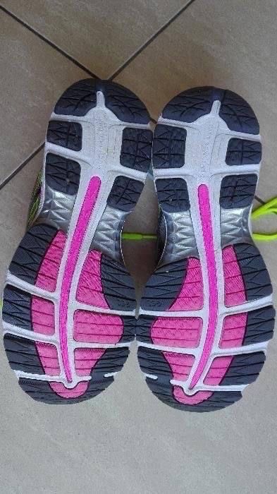 Asics gel Nimbus 18, marimea 42