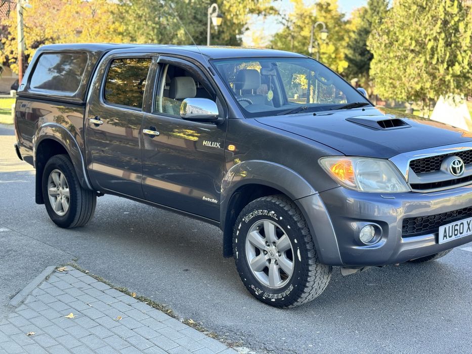Toyota Hilux Invincible 3.0D4-d