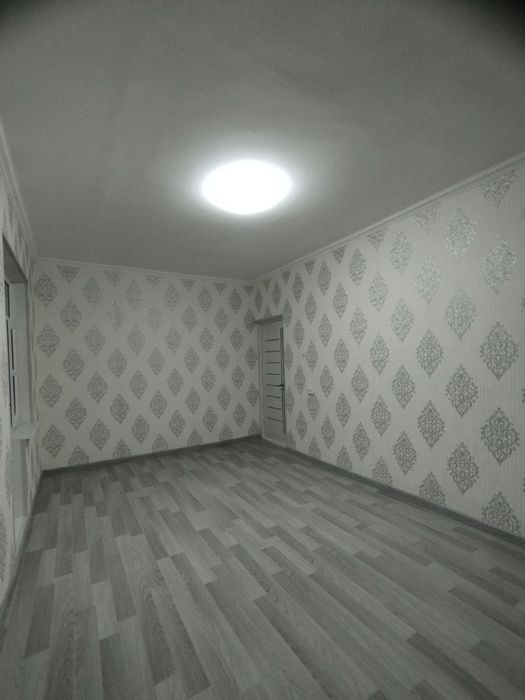 Сотилади кора камиш 1/3 1 хона