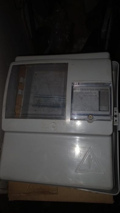 Продам Электрощиток Корпус Пластмассовый для Электросчетчика