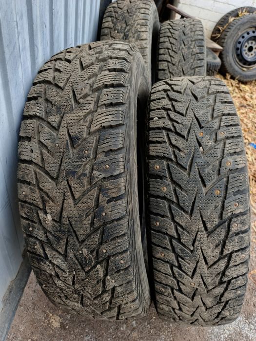 Зимние шины R-16 225/70 Nexen Made in Korea