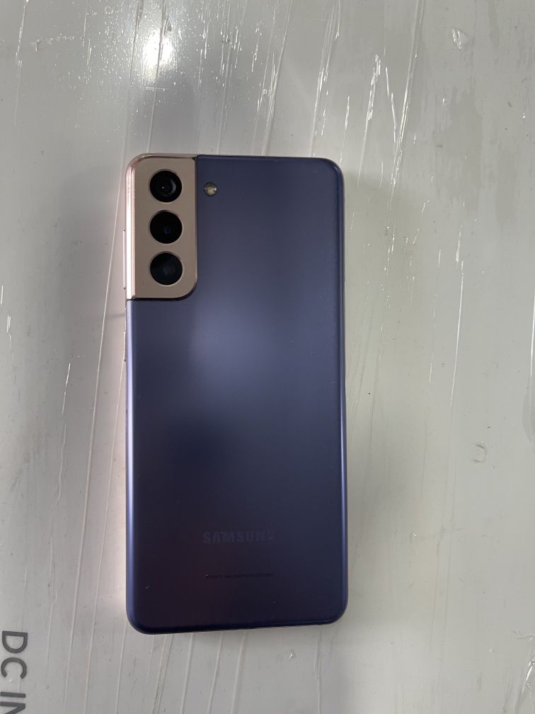 Samsung s21 ozu 8GB 128 GB