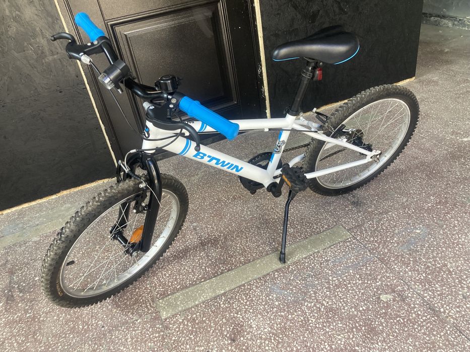 Bicileta Copii B’Twin Racing Boy cu roti de 20” varsta 6-9Ani
