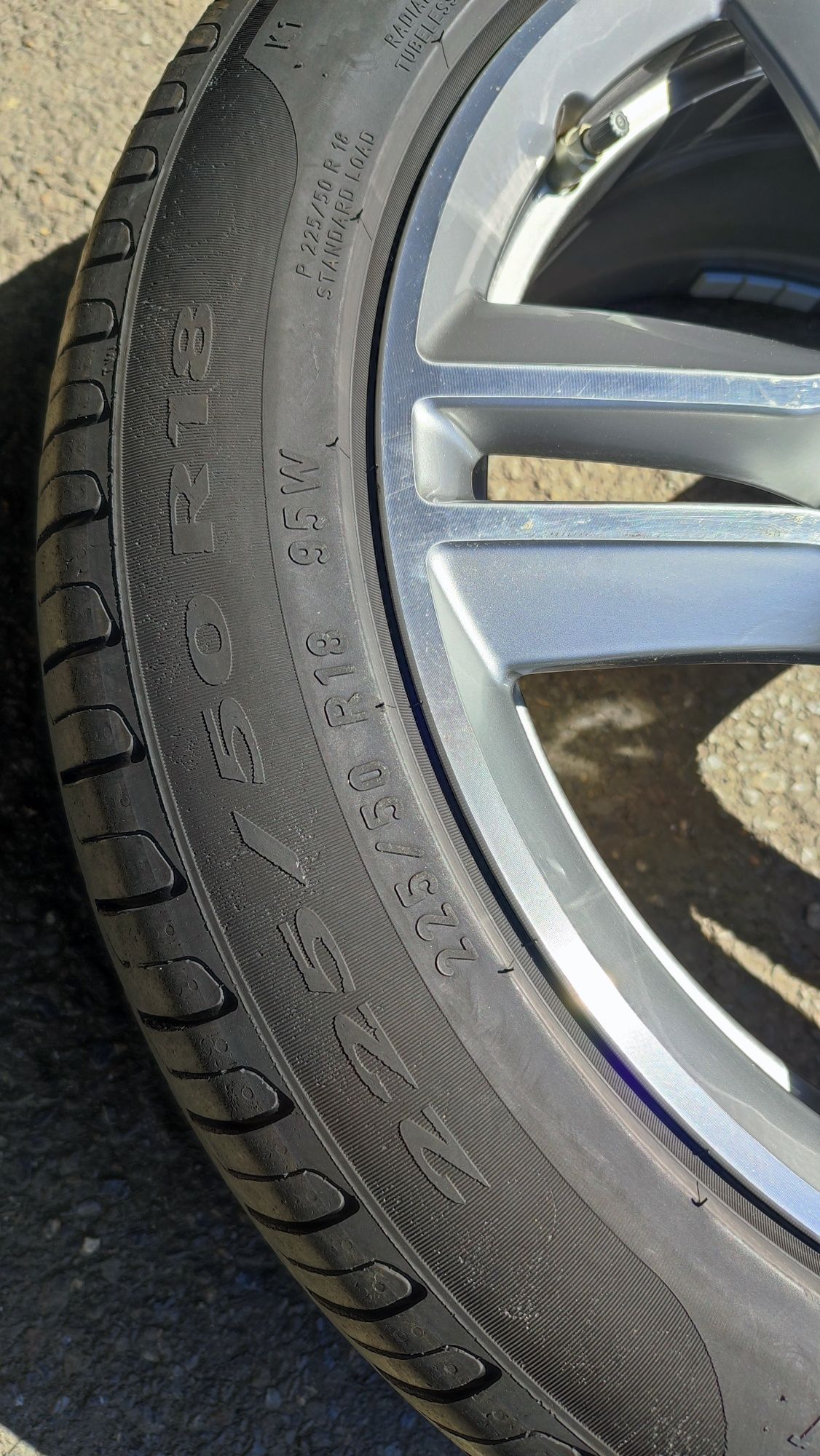 225/50/18" 4бр Pirelli cinturato p7 rft,dot3518,7mm