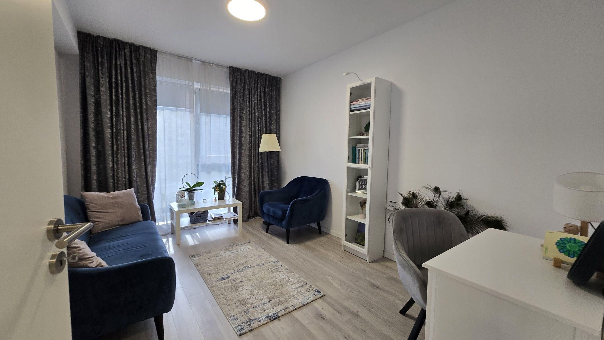 Apartament Coresi 2 camere, investiție sigura.