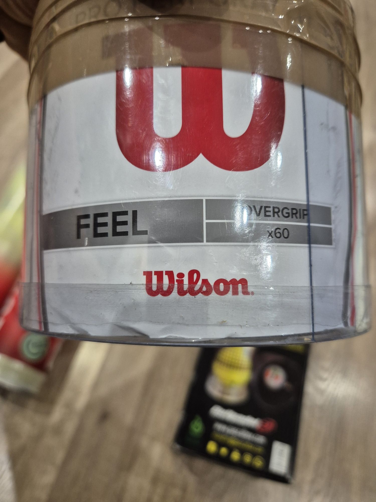 топки за тенис Head,хурматизатор за топки и грипове Wilson