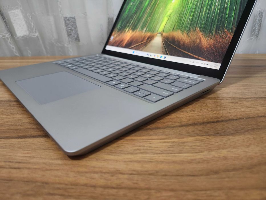 Microsoft Surface Laptop 6 for business