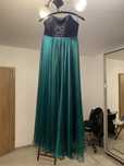Vand rochie de ocazie