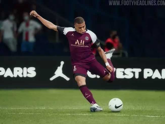 Tricou original Nike Jordan PSG 20/21 Kylian Mbappe,L,nou