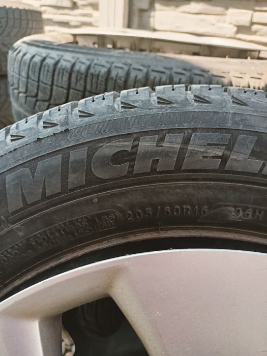 Anvelope + jante 205/60 R16 M+S Opel