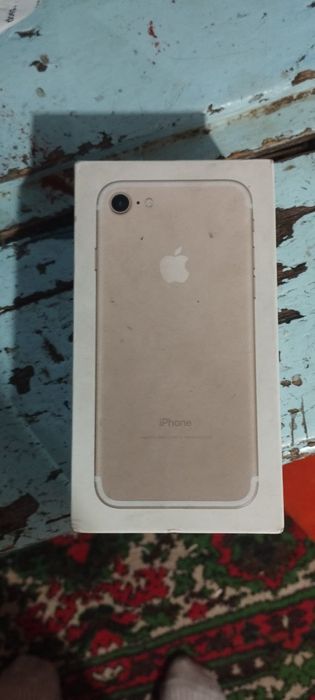 Iphone 7.   32gb