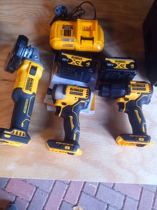 Vand diferite scule dewalt si machita