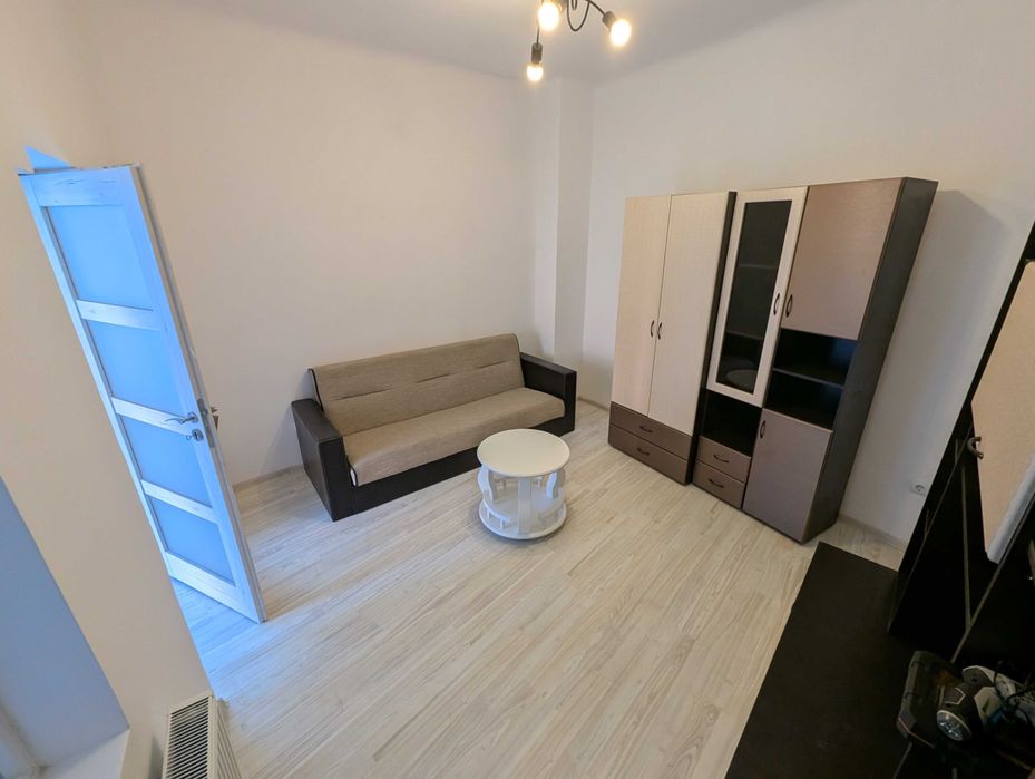 Casa de inchiriat 2 Camere si Bucatarie Open Space