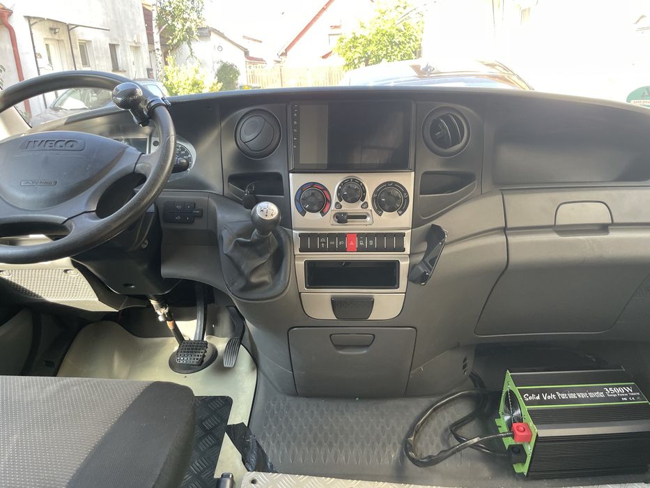 Iveco Daily 35S11 din 2011 - Se poate conduce cu permis CATEGORIA B