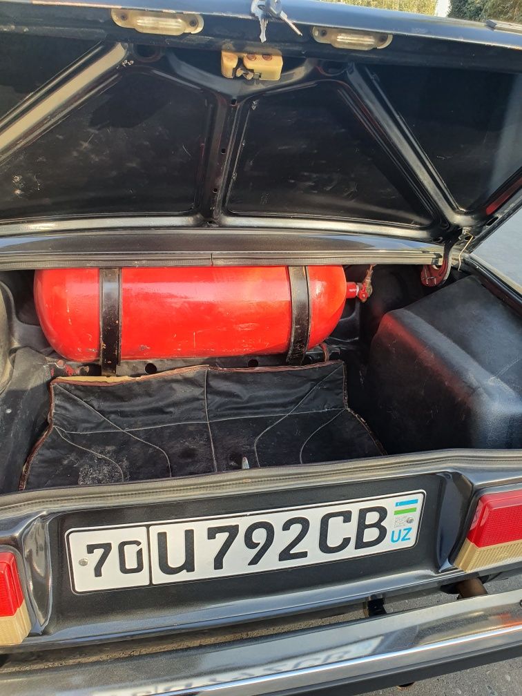 Ваз 2107 sotiladi