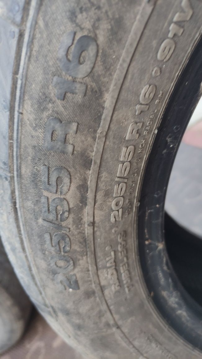 2 + 1 Anvelope vara Continental  205/55/R16/91V DOT 2015, stare buna