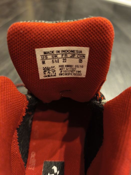 Нови детски боти Adidas.