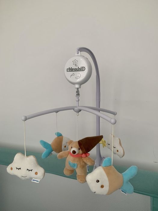 Музикална играчка за легло Chipolino