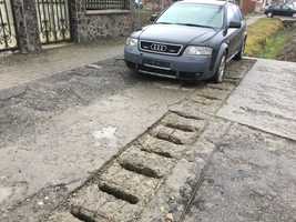 Dezmembrez/Piese Audi A6-C5 2.5 Tdi 180 Cp Allroad