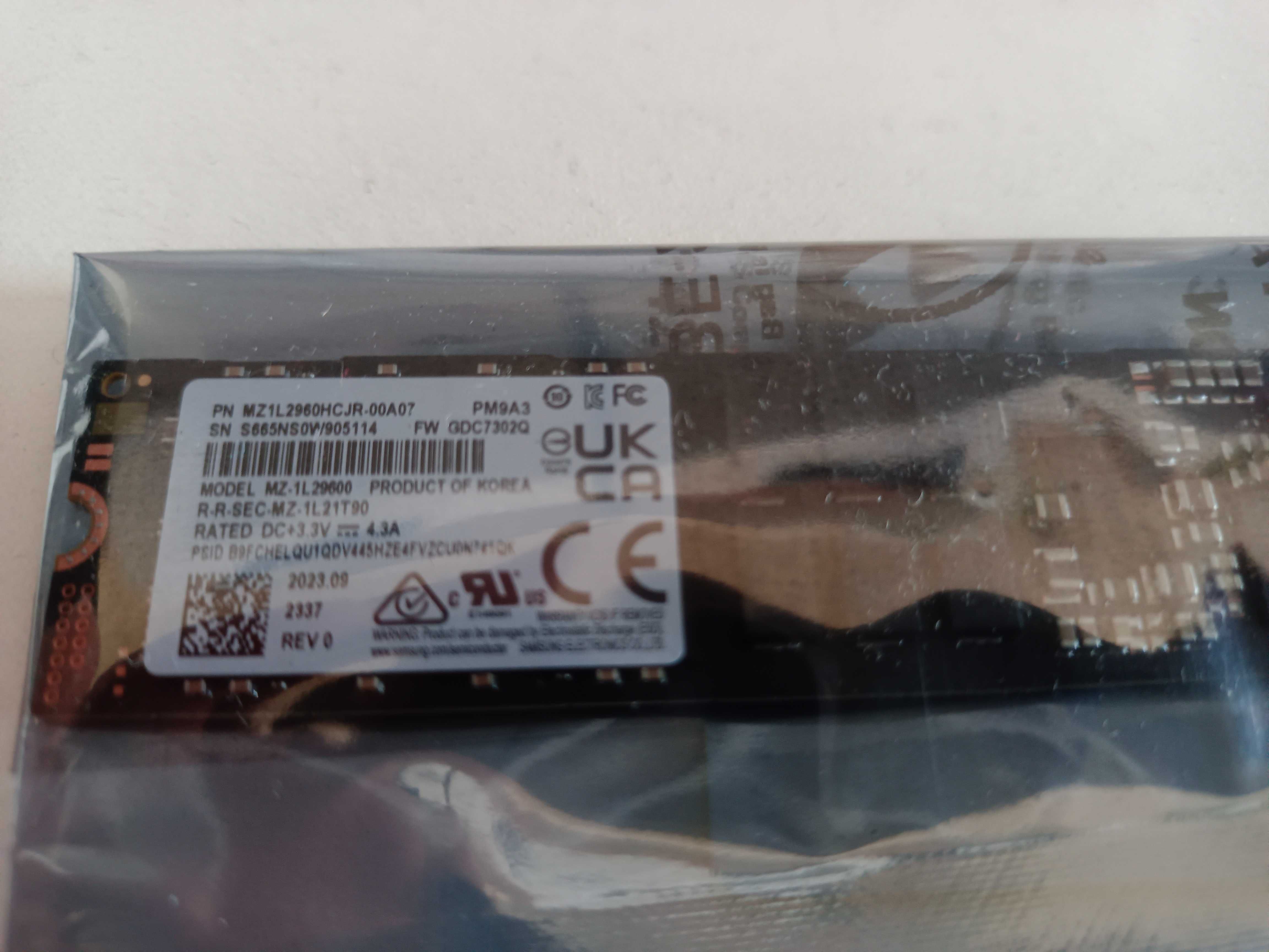 SSD 960GB Samsung Enterpriese PM9A3  PCIe 4.0 x4