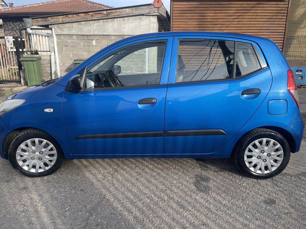 Продавам перфектен Hyundai i10 , 2009г. Газ/бензин