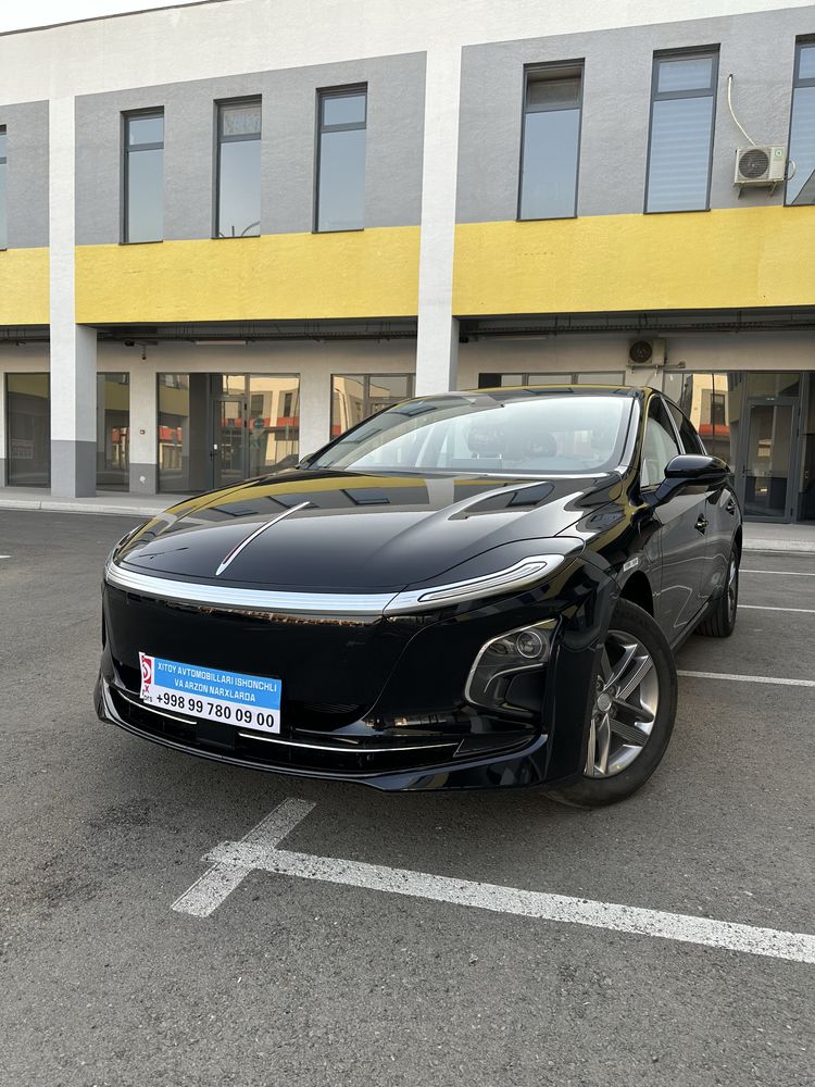 Hongqi e-qm5  2026 restayling