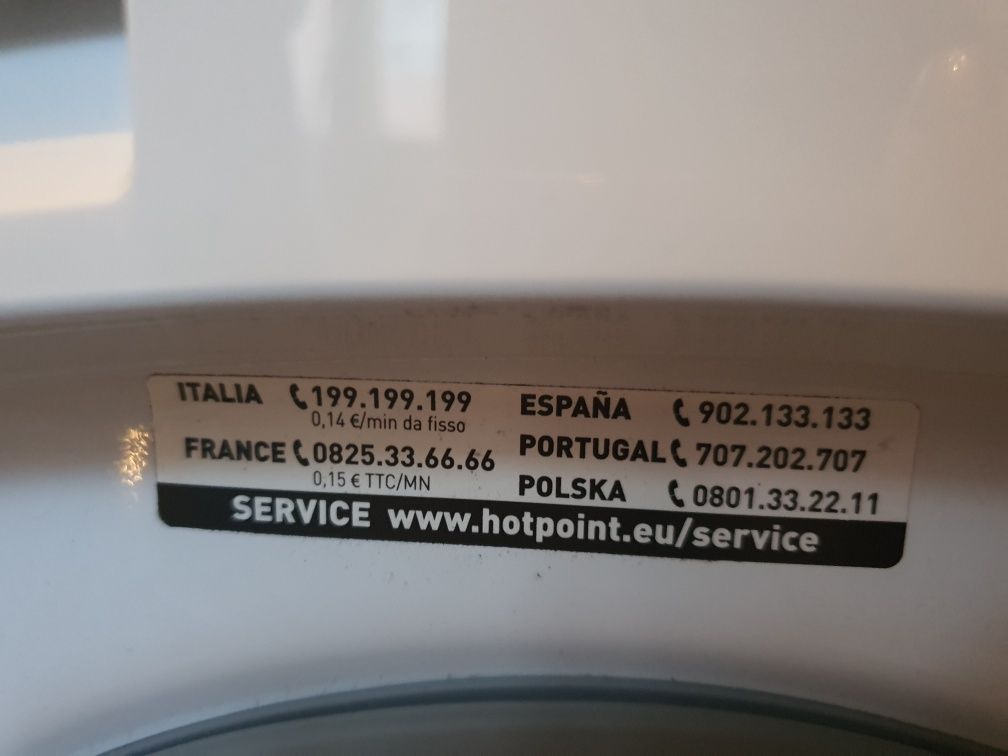 Пералня за вграждане Hotpoint Ariston BWMD742