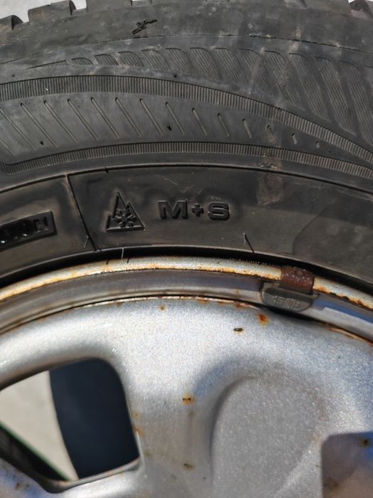Set roți All Seasons Duster 215/65R16 cu anvelope Goodyear Vector