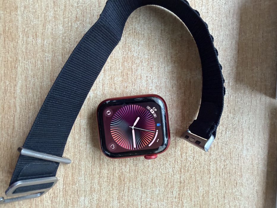 продам часы apple watch 6 series 40mm