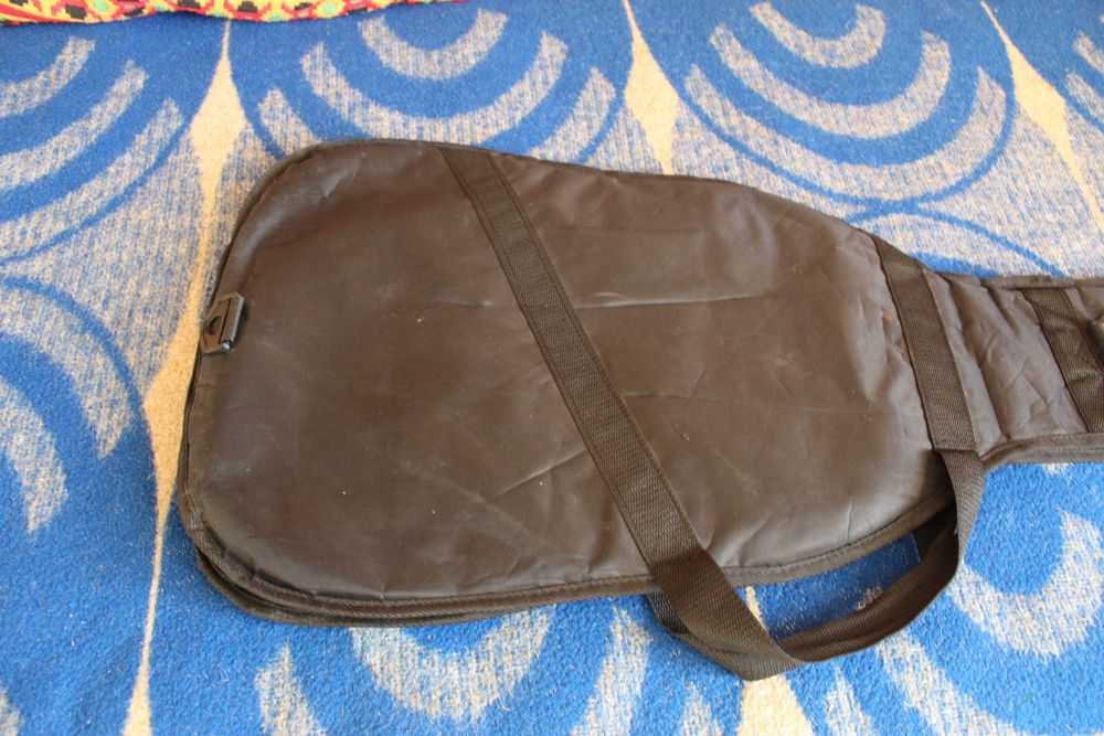 Електрическа китара   „C.Gian“